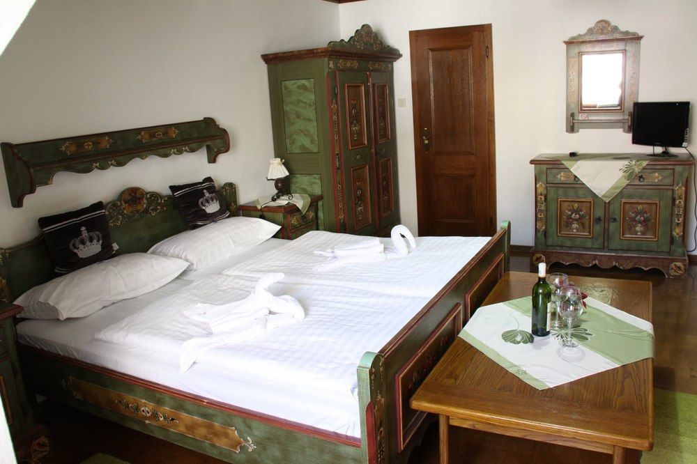 Gasthof Zum Jaegerwirt Hotel Mariazell Ngoại thất bức ảnh