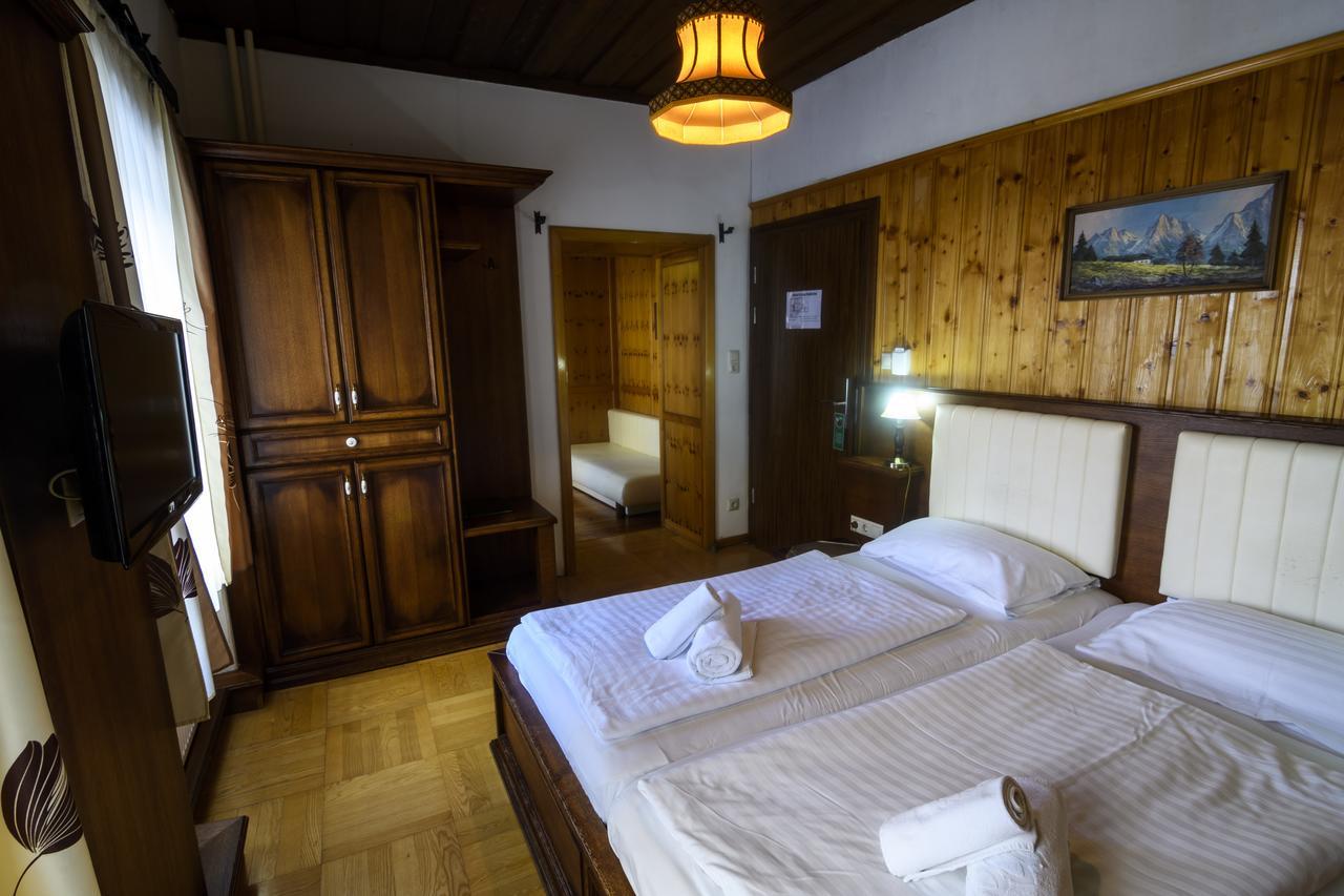Gasthof Zum Jaegerwirt Hotel Mariazell Ngoại thất bức ảnh