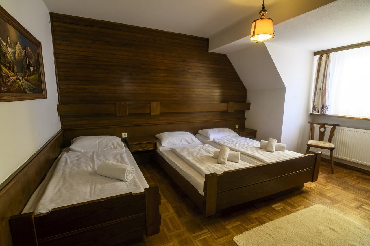 Gasthof Zum Jaegerwirt Hotel Mariazell Phòng bức ảnh