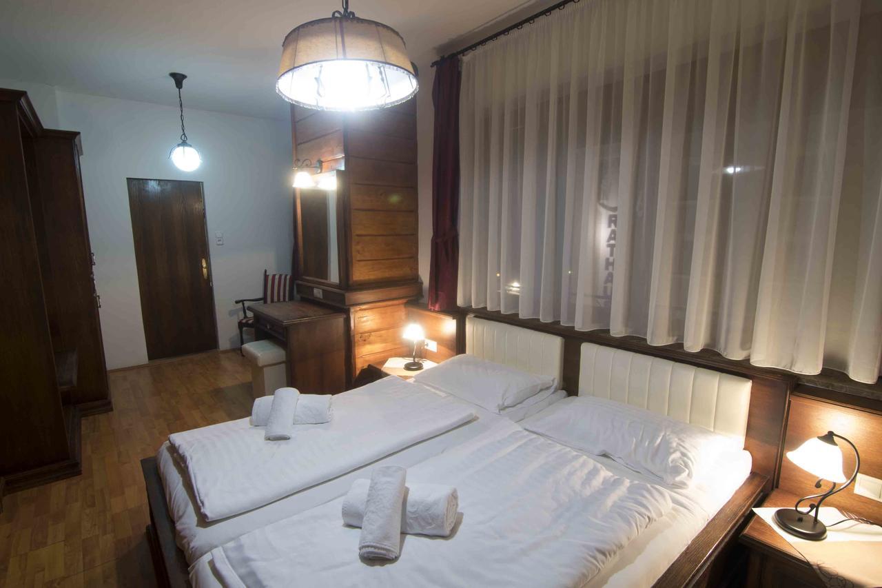 Gasthof Zum Jaegerwirt Hotel Mariazell Ngoại thất bức ảnh