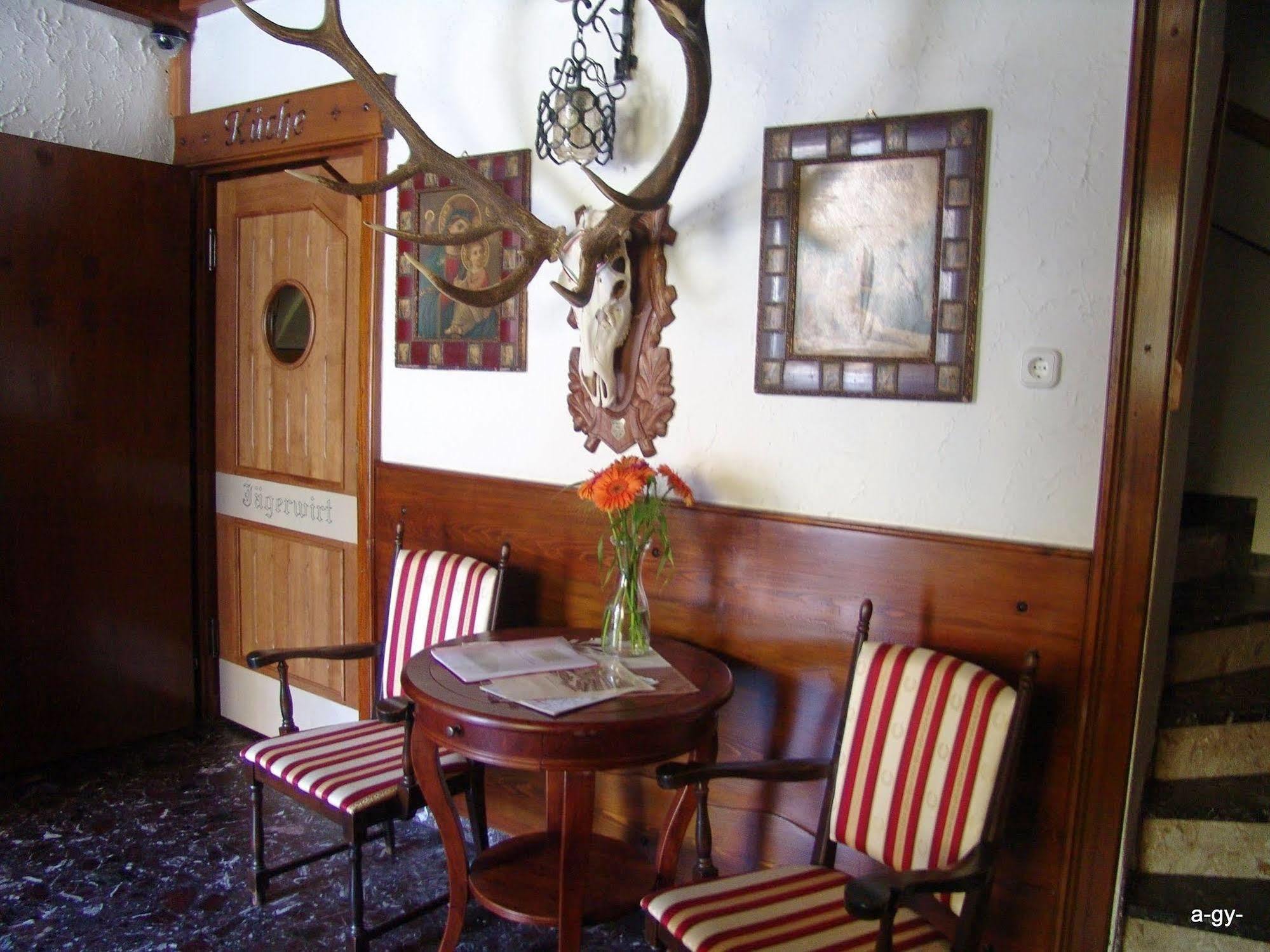 Gasthof Zum Jaegerwirt Hotel Mariazell Ngoại thất bức ảnh