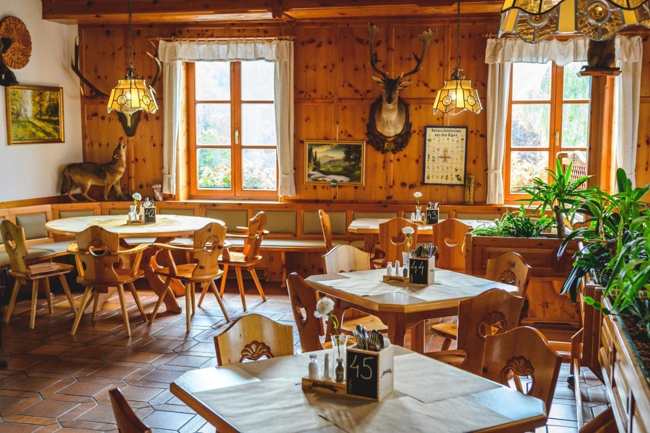 Gasthof Zum Jaegerwirt Hotel Mariazell Ngoại thất bức ảnh